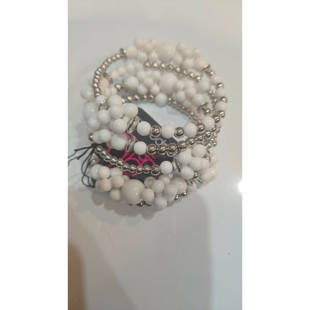 Paparazzi white stretch coil bracelet